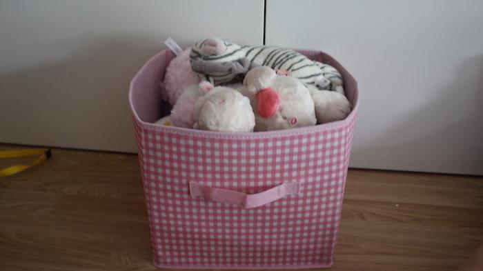 Big foldable box with bigger soft toys