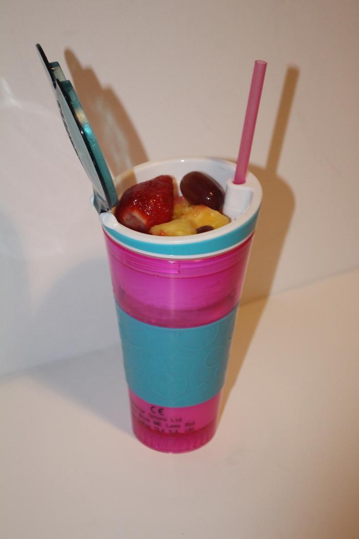  Snackeez! Snack 'N Drink In One Cup (Pink and Blue