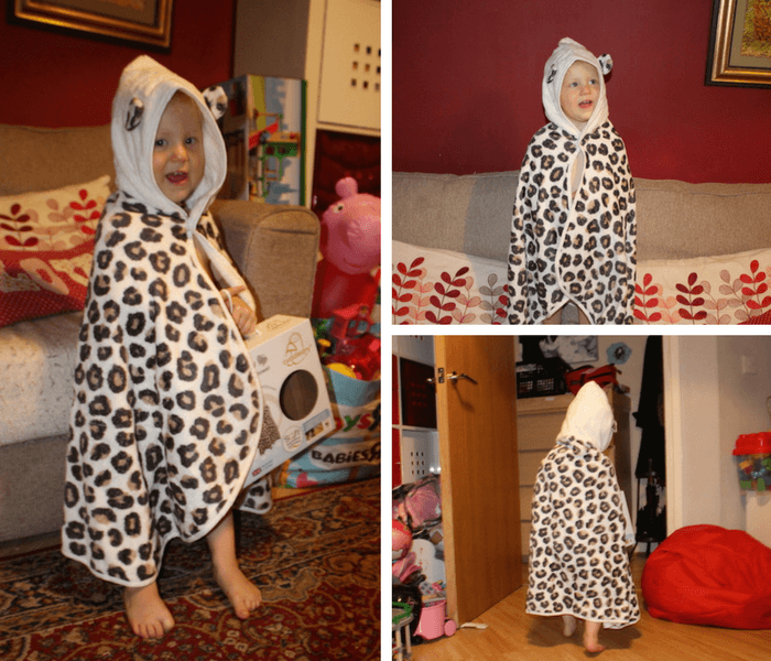 sienna-modelling-cuddlepaw-toddler-towel