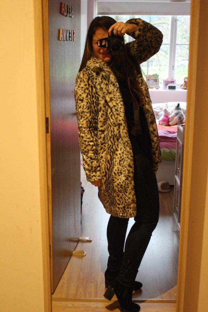 Boohoo Leopard coat 4