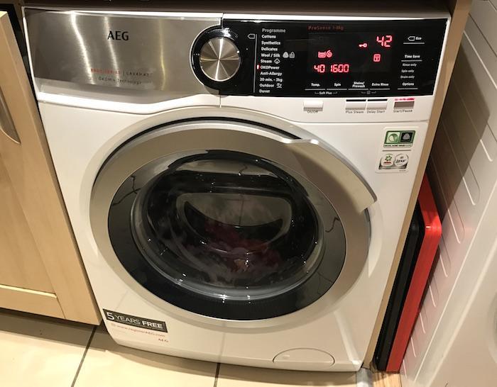 AEG 8000 Series 8Kg Washing Machine Review A Moment With Franca AEG 8000 Series 8Kg Washing Machine Review A Moment With Franca