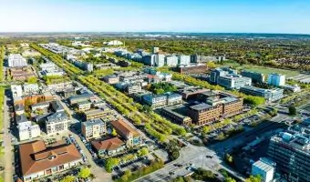 Explore the top tourist attractions in Milton Keynes Cover