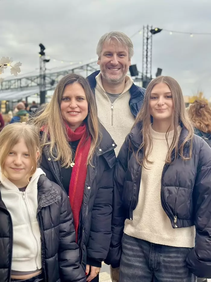 Family Photo, Battersea (November 2024)