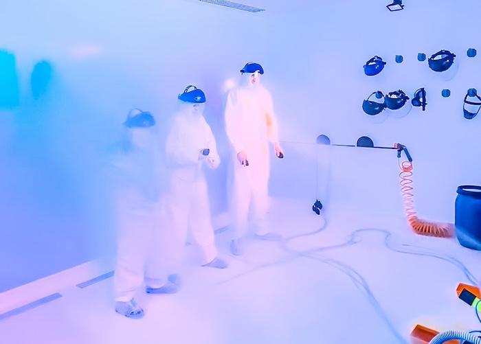 Boom Lab London - Getting splashed